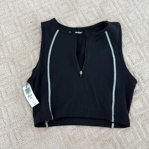 TNA action breath sprinter crop